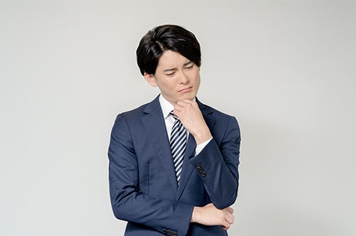 退職代行を利用したら会社に損害賠償請求される？ 対処法や回避...